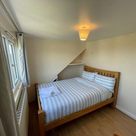 Velvet Hotel Whetstone Luaran gambar